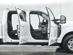 Ford Super Duty F-250 SRW XLT 2WD Crew Cab 8' Box 2026