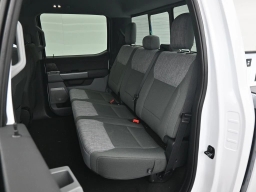 Ford Super Duty F-250 SRW XLT 2WD Crew Cab 8' Box 2026