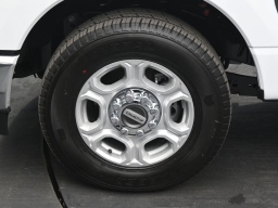 Ford Super Duty F-250 SRW XLT 2WD Crew Cab 8' Box 2026