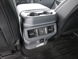 Ford Super Duty F-250 SRW XLT 4WD Crew Cab 6.75' Box 2026