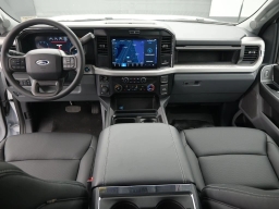 Ford Super Duty F-250 SRW XLT 4WD Crew Cab 6.75' Box 2026