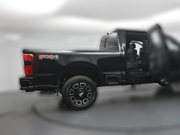 Ford Super Duty F-250 SRW Platinum 4WD Crew Cab 6.75' Box 2026