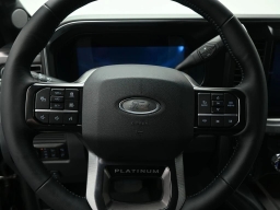 Ford Super Duty F-250 SRW Platinum 4WD Crew Cab 6.75' Box 2026