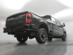 Ford Super Duty F-250 SRW Platinum 4WD Crew Cab 6.75' Box 2026