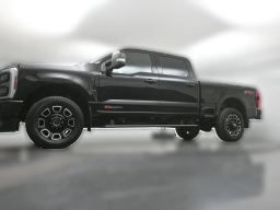 Ford Super Duty F-250 SRW Platinum 4WD Crew Cab 6.75' Box 2026