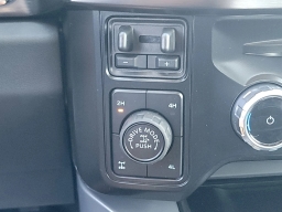 Ford Super Duty F-250 SRW LARIAT 4WD Crew Cab 6.75' Box 2026