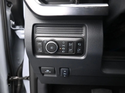 Ford Super Duty F-250 SRW LARIAT 4WD Crew Cab 6.75' Box 2026