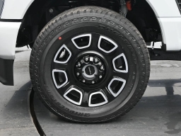 Ford Super Duty F-250 SRW Platinum 4WD Crew Cab 6.75' Box 2026