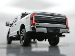 Ford Super Duty F-250 SRW Platinum 4WD Crew Cab 6.75' Box 2026