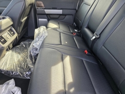 Ford Super Duty F-250 SRW LARIAT 4WD Crew Cab 6.75' Box 2026