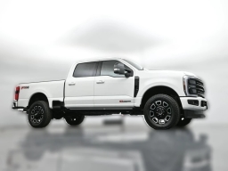 Ford Super Duty F-250 SRW Platinum 4WD Crew Cab 6.75' Box 2026
