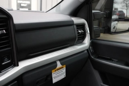 Ford Super Duty F-250 SRW XLT 4WD Crew Cab 6.75' Box 2026