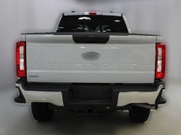 Ford Super Duty F-250 SRW XLT 4WD Crew Cab 6.75' Box 2026