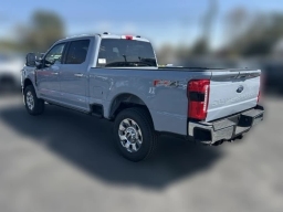 Ford Super Duty F-250 SRW LARIAT 4WD Crew Cab 6.75' Box 2026