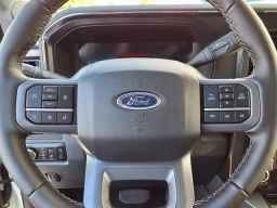 Ford Super Duty F-250 SRW LARIAT 4WD Crew Cab 6.75' Box 2026