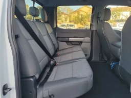 Ford Super Duty F-250 SRW XL 4WD Crew Cab 6.75' Box 2026