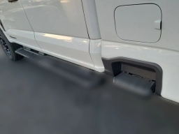 Ford Super Duty F-250 SRW XL 4WD Crew Cab 6.75' Box 2026