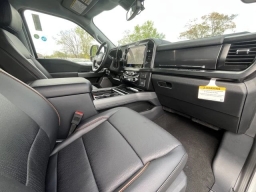 Ford Super Duty F-250 SRW LARIAT 4WD Crew Cab 6.75' Box 2026