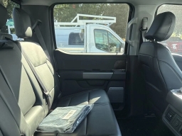 Ford Super Duty F-250 SRW LARIAT 4WD Crew Cab 6.75' Box 2026