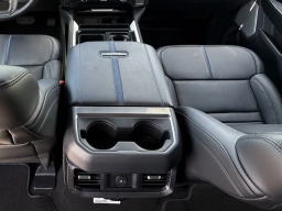 Ford Super Duty F-250 SRW Platinum 4WD Crew Cab 6.75' Box 2025