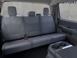 Ford Super Duty F-250 SRW XLT 4WD Crew Cab 6.75' Box 2026