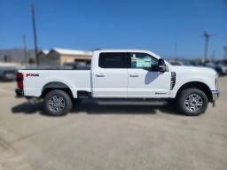 Ford Super Duty F-250 SRW LARIAT 4WD Crew Cab 6.75' Box 2026