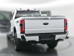 Ford Super Duty F-250 SRW XLT 4WD Crew Cab 6.75' Box 2026