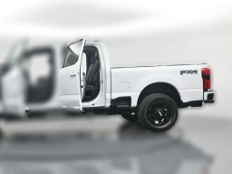 Ford Super Duty F-250 SRW XLT 4WD Crew Cab 6.75' Box 2026