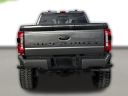 Ford Super Duty F-250 SRW LARIAT 4WD Crew Cab 6.75' Box 2025