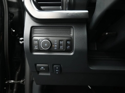 Ford Super Duty F-250 SRW LARIAT 4WD Crew Cab 6.75' Box 2026