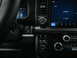 Ford Super Duty F-250 SRW LARIAT 4WD Crew Cab 6.75' Box 2026