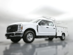 Ford Super Duty F-350 SRW XL 2WD Crew Cab 8' Box 2026