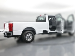 Ford Super Duty F-350 SRW XL 2WD Crew Cab 8' Box 2026
