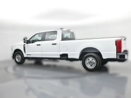 Ford Super Duty F-350 SRW XL 2WD Crew Cab 8' Box 2026