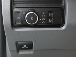 Ford Super Duty F-350 SRW XL 2WD Crew Cab 8' Box 2026