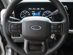 Ford Super Duty F-350 SRW XL 2WD Crew Cab 8' Box 2026