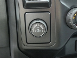 Ford Super Duty F-350 SRW XL 2WD Crew Cab 8' Box 2026