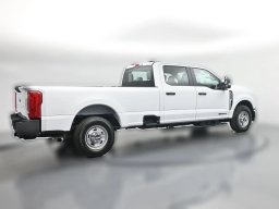 Ford Super Duty F-350 SRW XL 2WD Crew Cab 8' Box 2026
