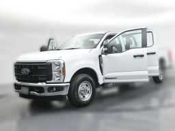 Ford Super Duty F-350 SRW XL 2WD Crew Cab 8' Box 2026