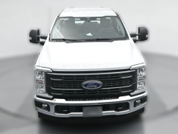 Ford Super Duty F-350 SRW XL 2WD Crew Cab 8' Box 2026