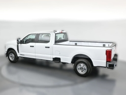 Ford Super Duty F-350 SRW XL 2WD Crew Cab 8' Box 2026