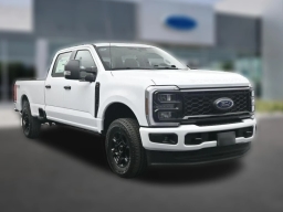 Ford Super Duty F-350 SRW XL 4WD Crew Cab 8' Box 2026