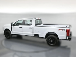 Ford Super Duty F-350 SRW XL 4WD Crew Cab 8' Box 2026