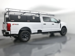 Ford Super Duty F-350 SRW XL 4WD Crew Cab 8' Box 2026