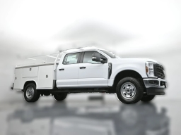 Ford Super Duty F-350 SRW XL 4WD Crew Cab 8' Box 2026