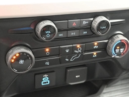 Ford Super Duty F-350 SRW XL 4WD Crew Cab 8' Box 2026