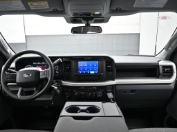 Ford Super Duty F-350 SRW XL 4WD Crew Cab 8' Box 2026