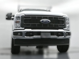 Ford Super Duty F-350 SRW XL 4WD Crew Cab 8' Box 2026