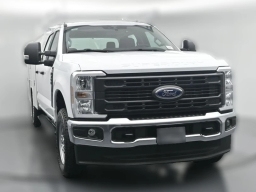 Ford Super Duty F-350 SRW XL 4WD Crew Cab 8' Box 2026