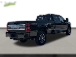 Ford Super Duty F-350 SRW King Ranch 4WD Crew Cab 8' Box 2026